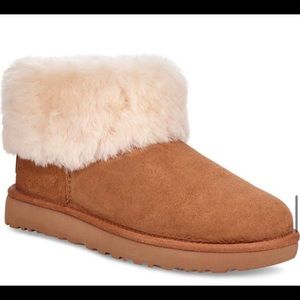 Ugg Classic Mini Fluff in Chestnut color size 9. Brand New. Retail $160